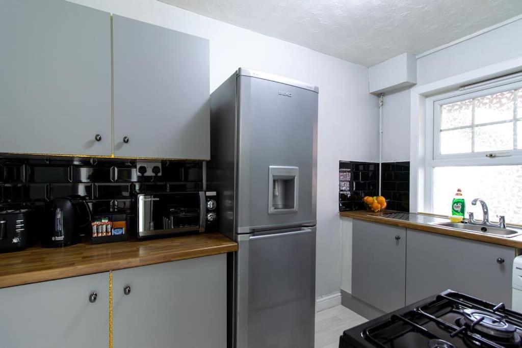 Open Mind Property - Southsea With Free Parking Πόρτσμουθ Εξωτερικό φωτογραφία